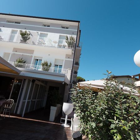 Hotel Ronchi Cervia Esterno foto