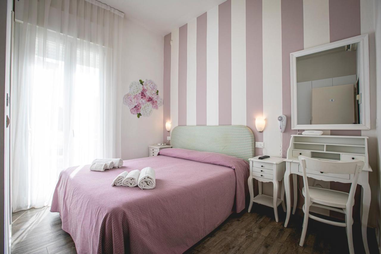 Hotel Ronchi Cervia Esterno foto