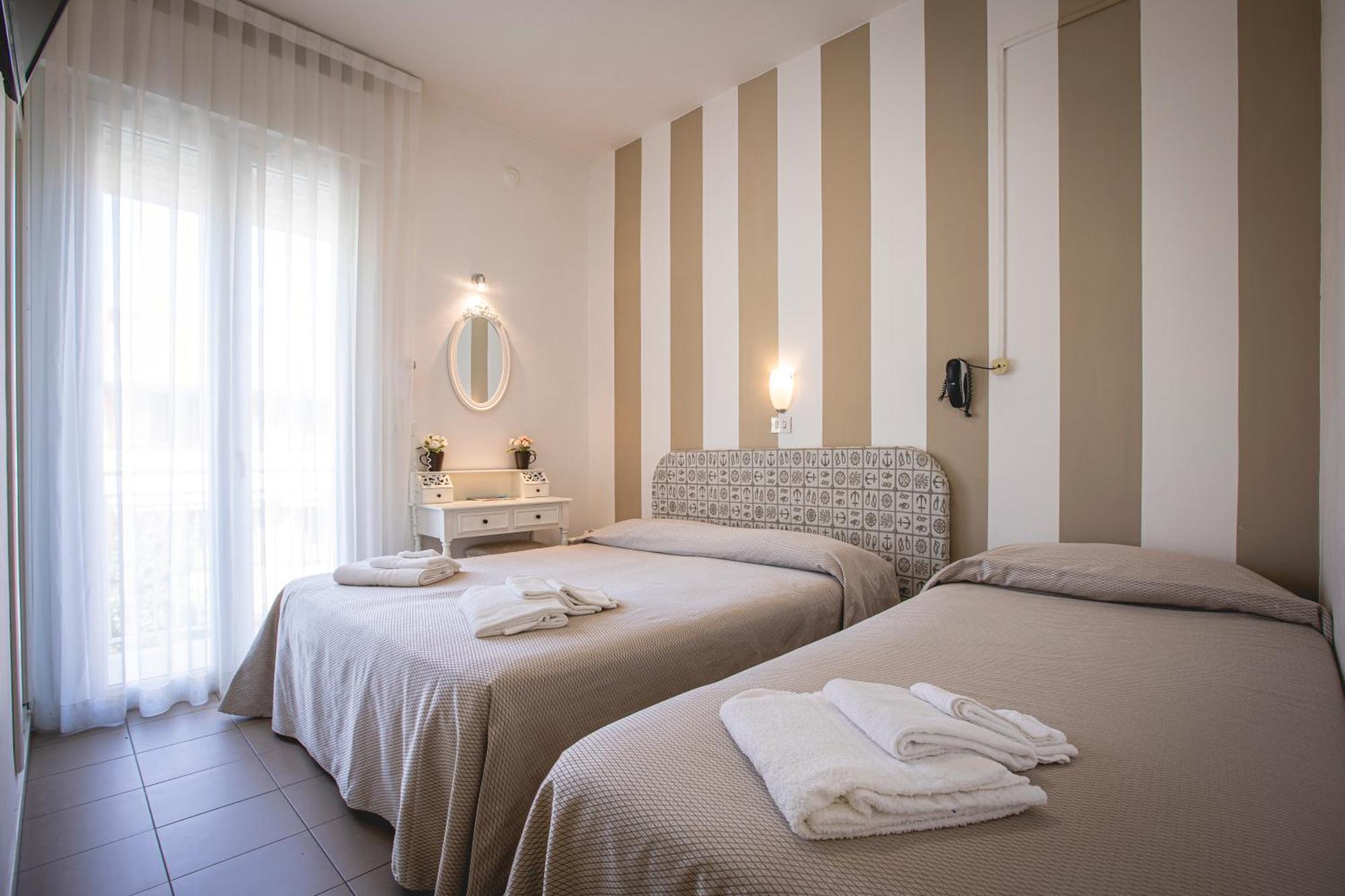 Hotel Ronchi Cervia Esterno foto