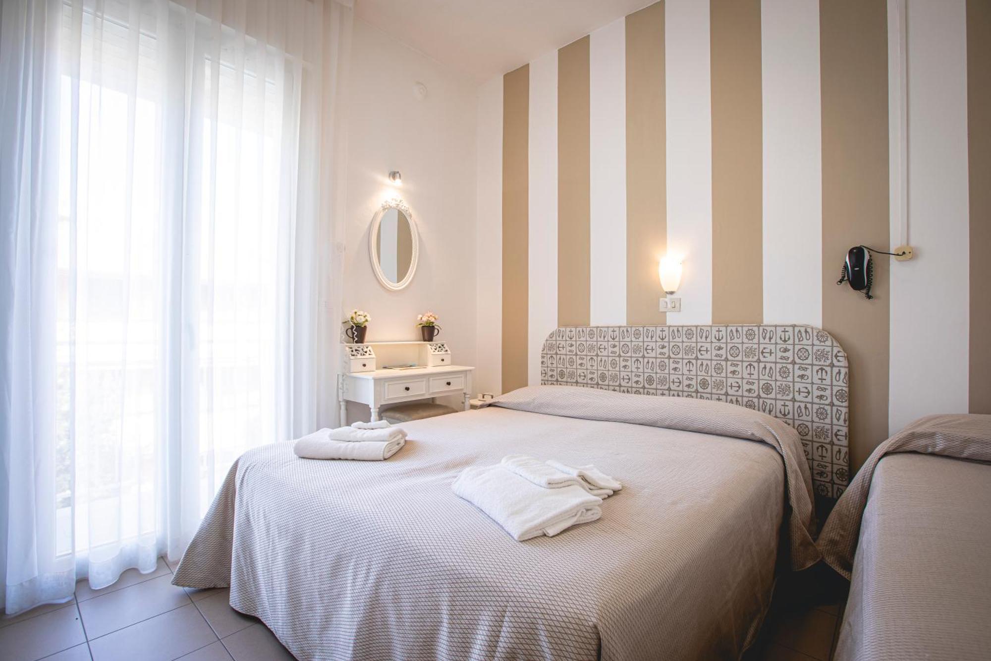 Hotel Ronchi Cervia Esterno foto
