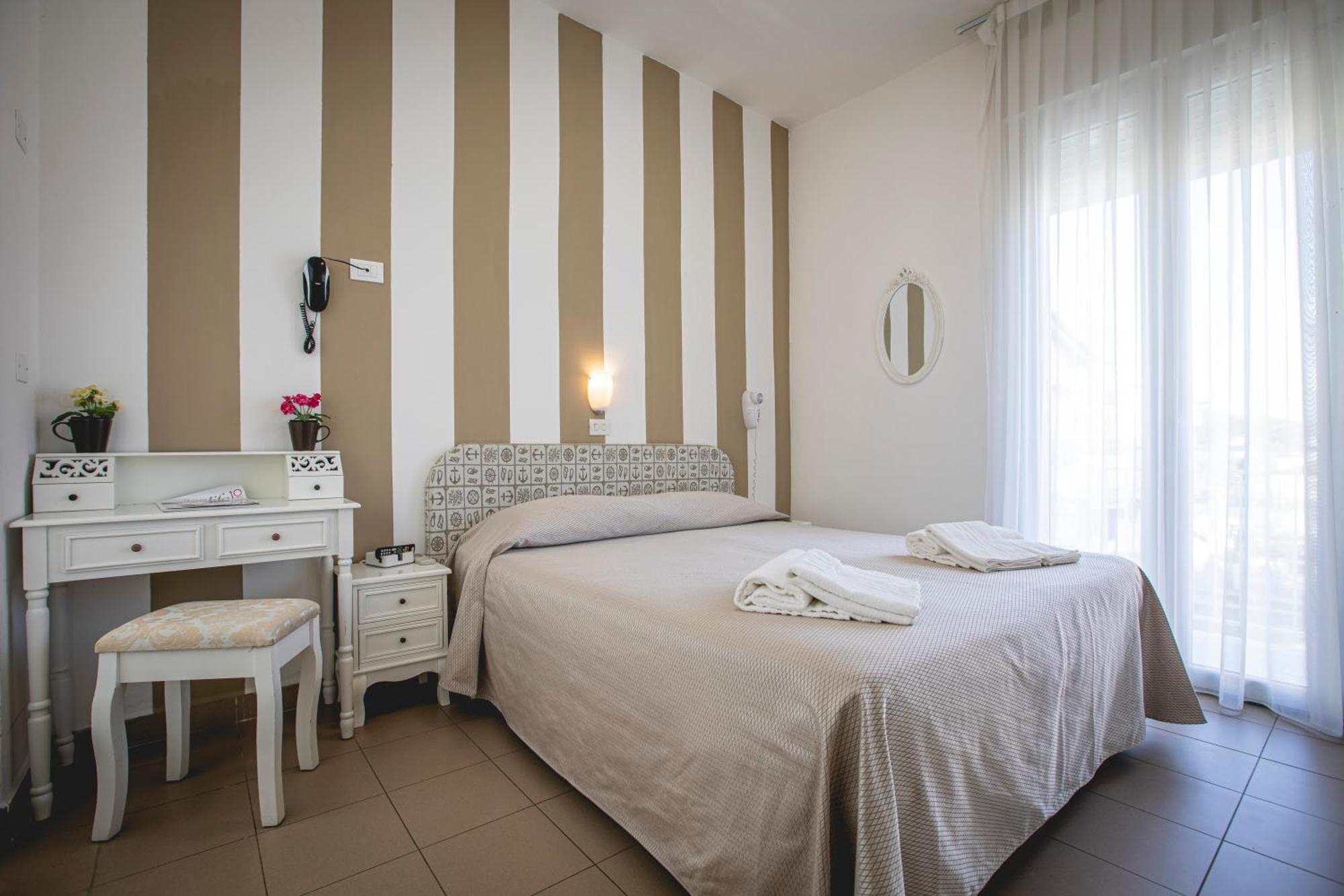 Hotel Ronchi Cervia Esterno foto