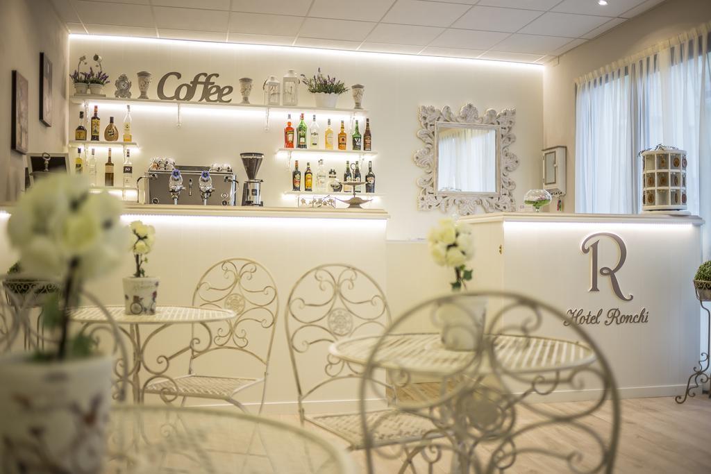 Hotel Ronchi Cervia Esterno foto